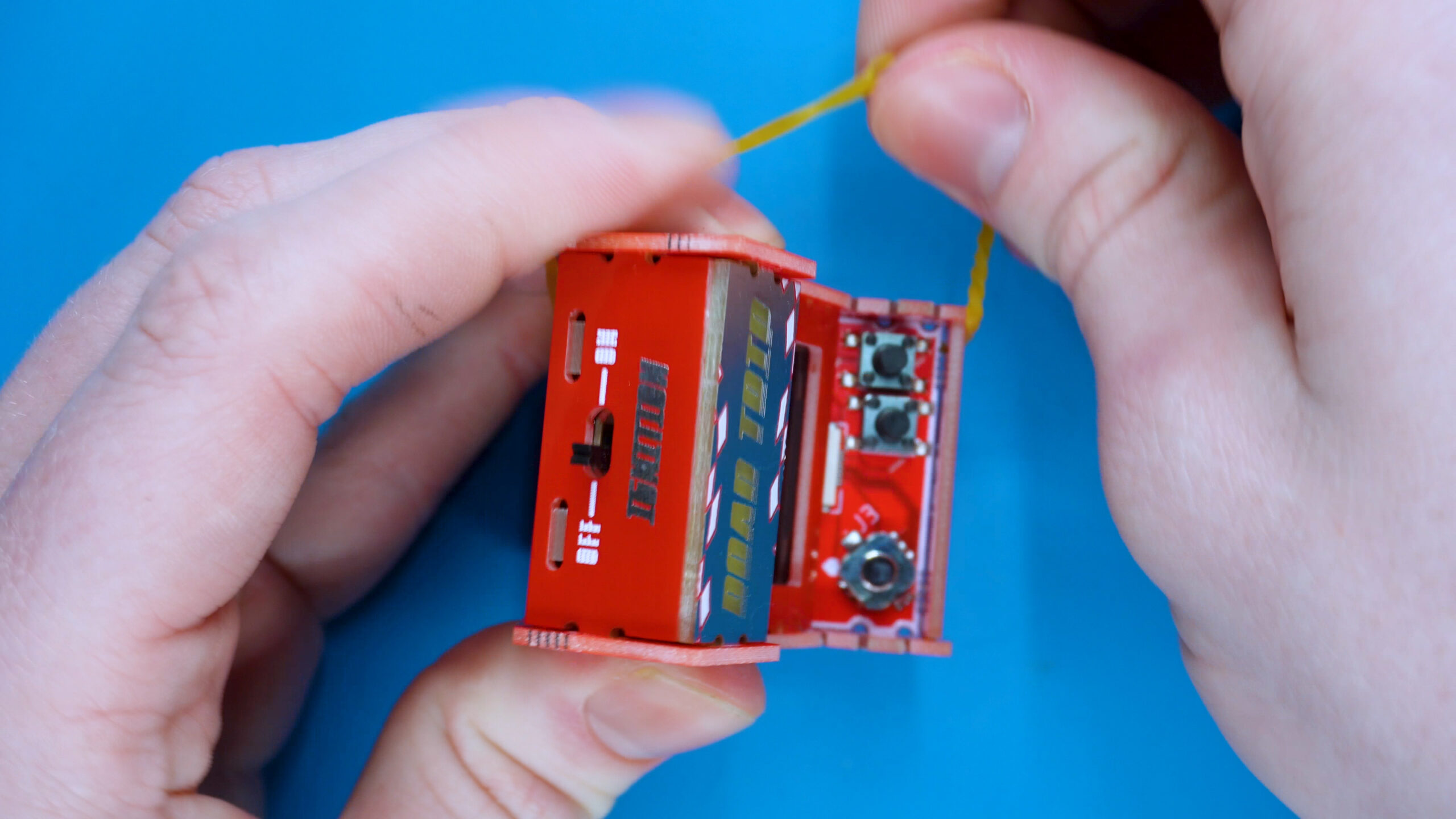 Assembly.00_06_29_01.Still039