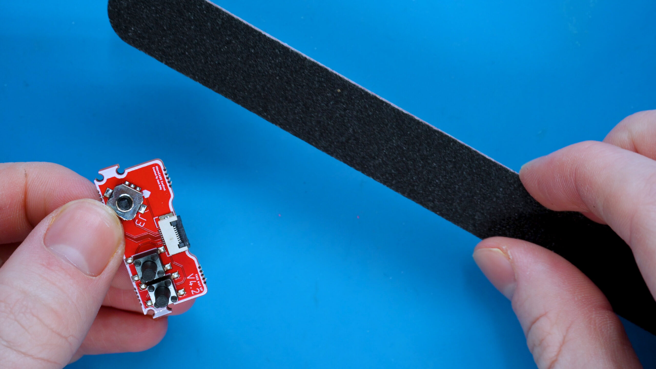 Connecting wires.00_01_07_20.Still007